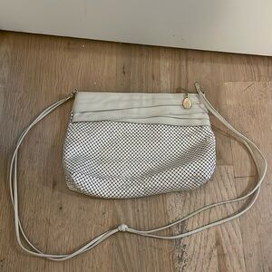 Vintage Whiting and Davis White Metal Mesh Purse